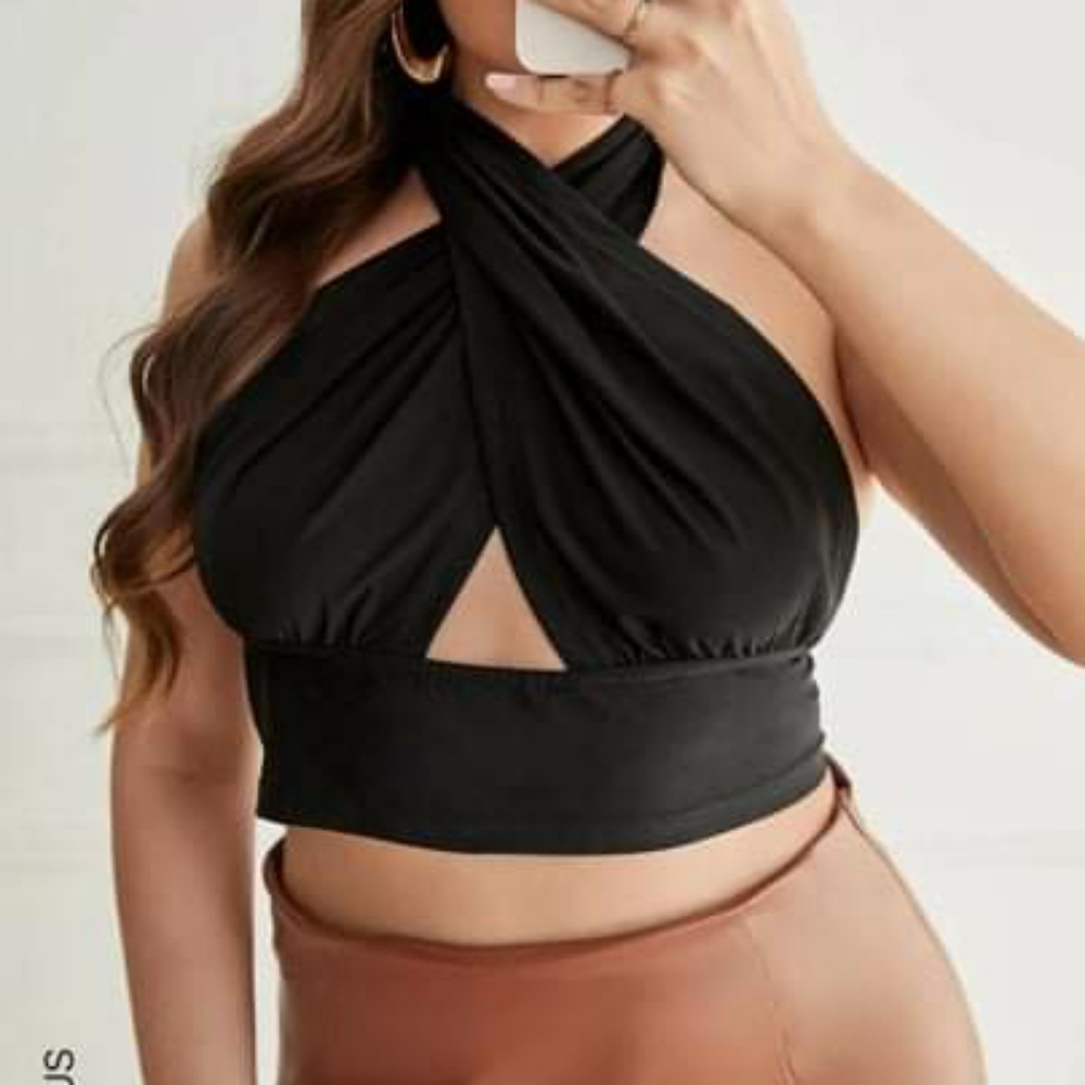 Black crop top